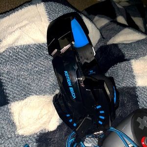 Headset for gaming brand new
